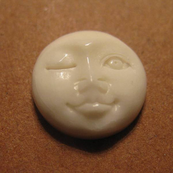 MS 1 in 25mm Moon Face Winking Carved Cow Bone Bali Fair Trade by matursuksema