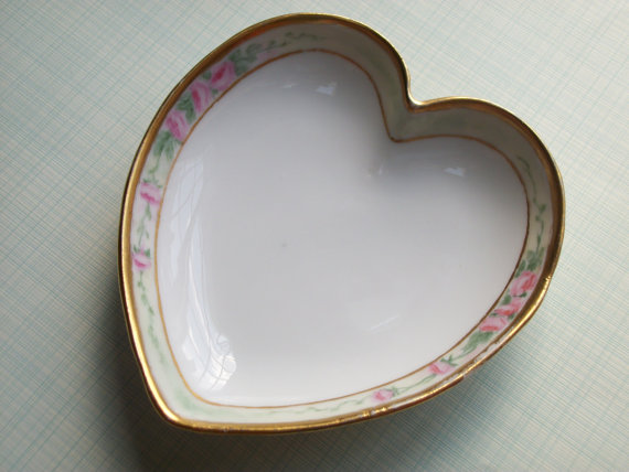 Vintage Welmar Porcelain Heart Roses Made in Germany by thewildrecluse